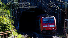 Eine Lok der Schwarzwaldbahn nahe Triberg – das wird es im April zweitweise nicht geben.