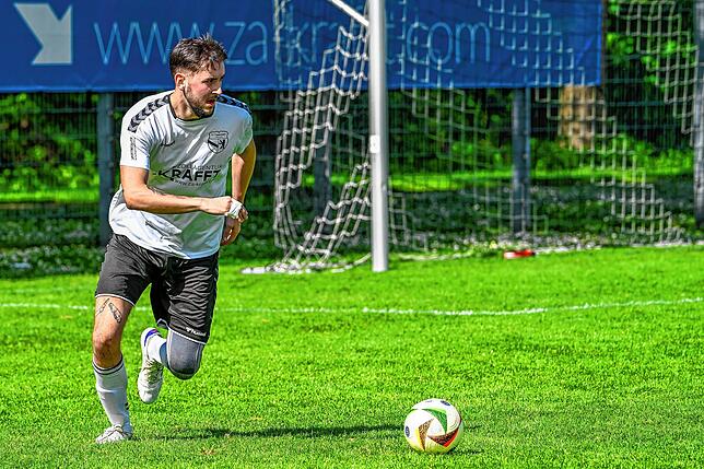 Bild 19: FV Lörrach-Brombach II besiegt den FV Tumringen im Derby mit 4:0 – und wir haben Fotos!