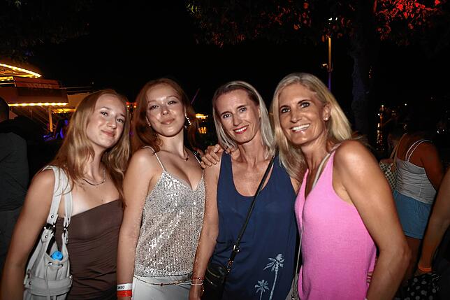 Bild 2: Seenachtfest 2024: Nach dem Feuerwerk wird weitergefeiert! Alle Fotos von der Partynacht