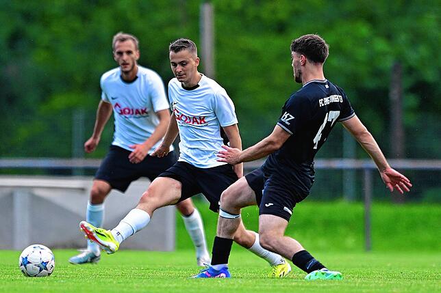 Bild 12: SG FC Wehr/Brennet unterliegt FC Emmendingen mit 0:4 – und wir haben Fotos! (Teil 1)