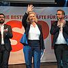 Die SPD mit Spitzenkandidatin Nancy Faeser steuert bei der Landtagswahl in Hessen auf ein historisch schlechtes Ergebnis zu.