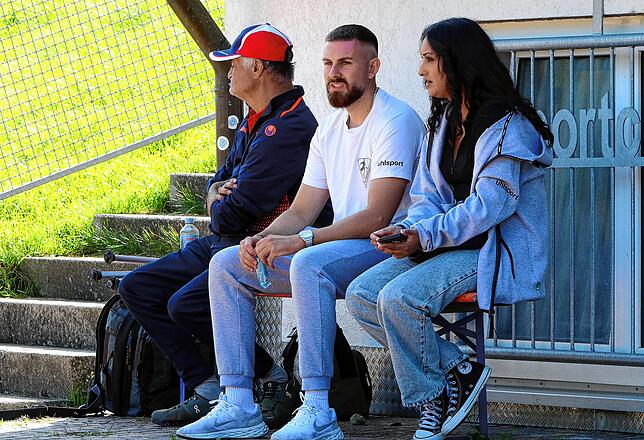 Bild 16: Rasantes 2:2 zwischen SC Pfullendorf und 1. FC Rielasingen-Arlen. Wir waren mit der Kamera dabei!