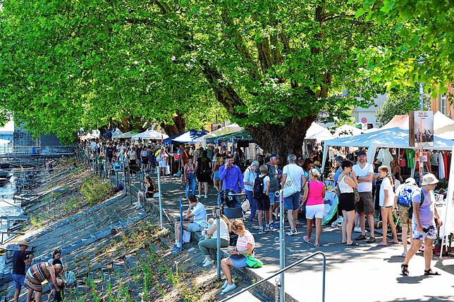 Bild 5: Der Flohmarkt geht in den Endspurt: Konstanz und Kreuzlingen sind voll mit begeisterten Besuchern