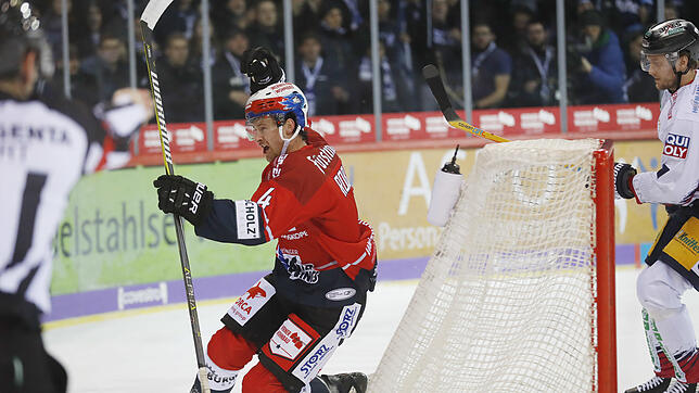 Colby Robak will auch in den nächsten zwei Jahren für die Wild Wings jubeln. Der Kanadier hat einen Vertrag bis 2022 unterschrieben. ...