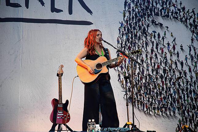 Bild 13: Mit &bdquo;Chasing Cars&ldquo; und weiteren Lieblingsliedern: So war der Auftakt bei Stars in Town