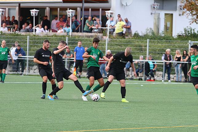Bild 26: SpVgg. Brennet-Öflingen feiert 6:1-Kantersieg beim SV Herten