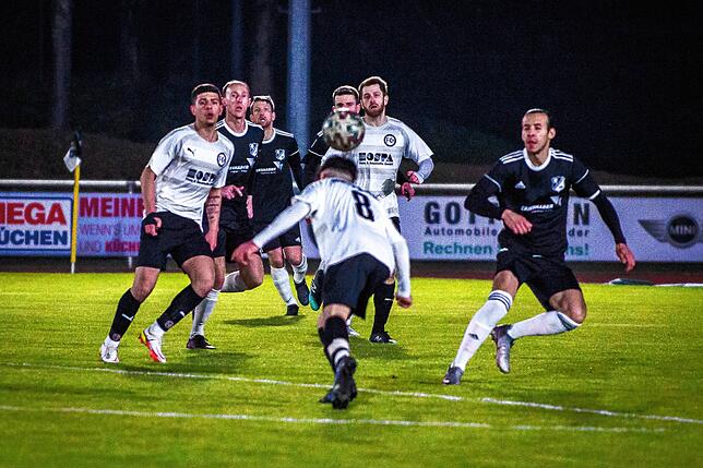 Bild 6: SV 08 Laufenburg II bremst FC 08 Bad Säckingen mit 1:1 im Verfolgerduell &ndash; und wir haben Bilder!