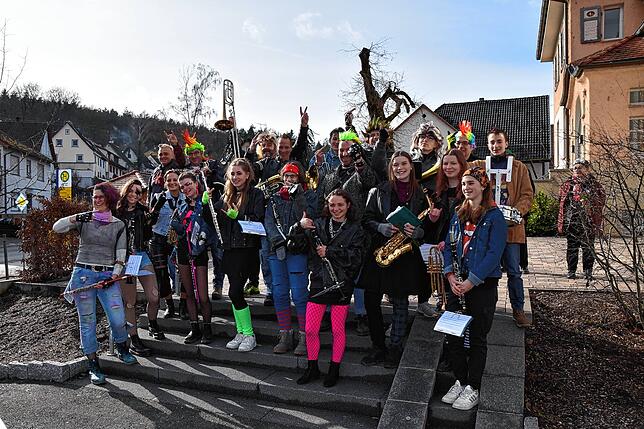 Bild 13: Die schönsten Bilder vom Sonntagsumzug der Krebsbachputzer