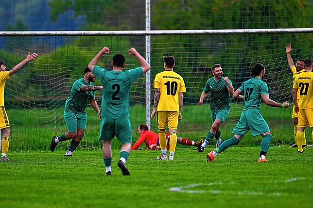 Bild 12: SV Schwörstadt unterliegt mit 1:5 bei der SG Nollingen/Degerfelden – und wir haben Fotos!