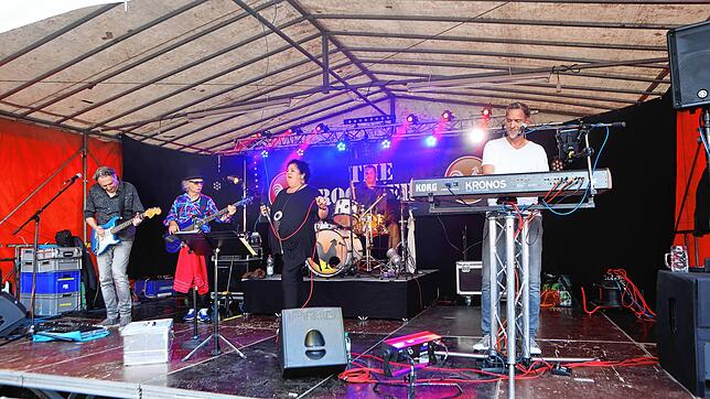 Bild 40: Gute Stimmung beim Hafenfest! Am Wochenende geht es in Staad nochmal rund