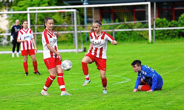 Bild 22: Die besten Bilder vom Finale der B-Juniorinnen zwischen Deggenhausertal und Konstanz-Wollmatingen