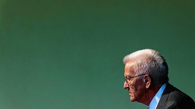 Winfried Kretschmann (Bündnis 90/Die Grünen), Ministerpräsident von Baden-Württemberg, äußert sich zu Friedrichs Merz ...