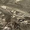 Verlegt: Um die Bundesstraße an der Firma Weck (Mitte) und am Pfeilhof (unten rechts) vorbei zu führen, musste 1977 Richtung Kreuzmatt ...