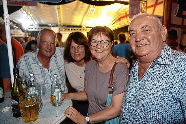 Bild 33: Mitten in Wollmatingen wird gefeiert – das Dorffest 2024 lockt zahlreiche Besucher