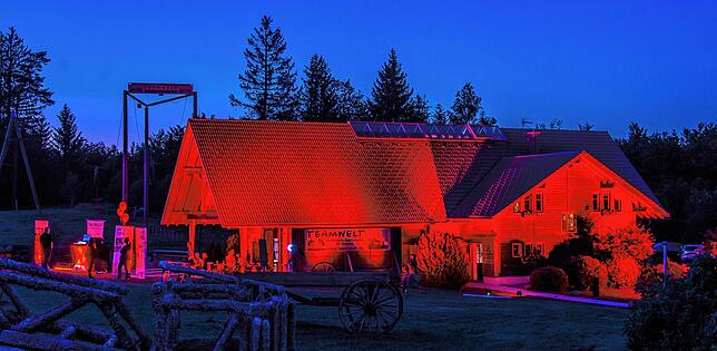 Night of Light in Höchenschwand: Das Bild zeigt die Teamwelt, eine Tagungs- und Eventlocation.