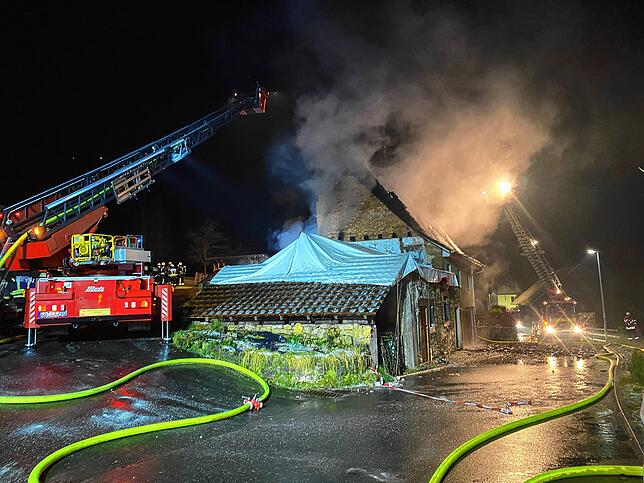 Das Wohnhaus wurde durch den Brand komplett zerstört.