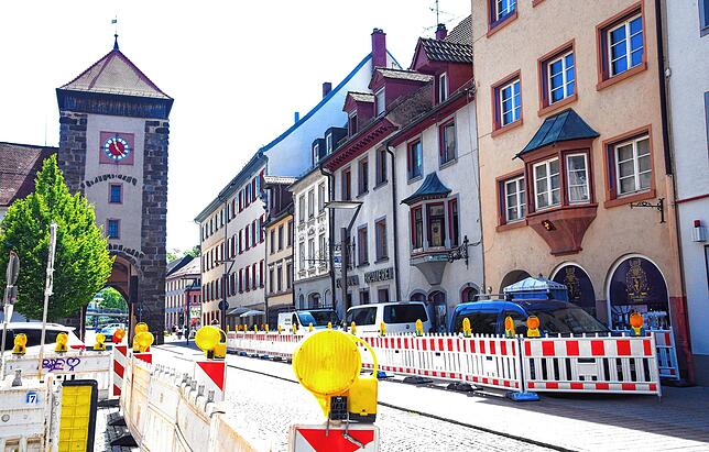 Entstehen sollen vor allem hochwertige Suiten, Maisonette-Wohnungen und Geschäftsräume.