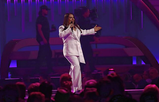 Bild 1: „Die Giovanni Zarella Show“ in Friedrichshafen: So schön war der Abend mit hochkarätigen Stars