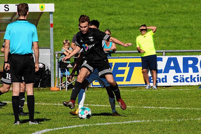 Bild 13: SV Rheintal siegt mit 3:0 beim SV Obersäckingen &ndash; und wir haben Bilder!