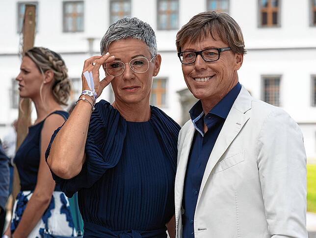 Bild: Günther BrenderHansy Vogt und seine Petra sind schon 27 Jahre verheiratet. Der Fernsehmoderator zeigte sich blendend aufgelegt bei ...