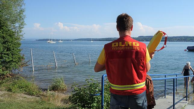 Die Überlinger Ortsgruppe der DLRG hat keinen Liegeplatz am See. Gemeinderäte unterstützen das Vorhaben, diesen Zustand zu ändern.