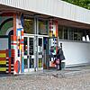 Die coronabedingten Einschränkungen führen zu großem Andrang im Singener Hallenbad. Deshalb werden nun die Zeitfenster gekürzt.