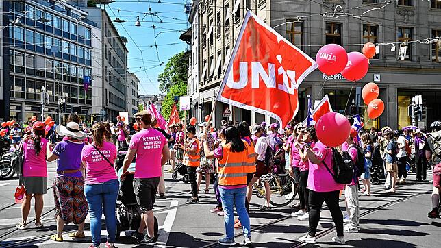 Möglich ist es, aber selten: Der sogenannte Frauenstreik in Basel im Juni 2023 für mehr Gleichstellung. Aufgerufen hatten unter anderem ...