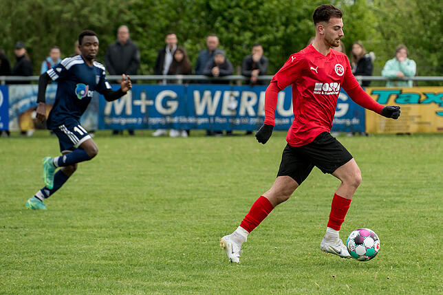 Bild 9: FC 08 Bad Säckingen feiert glücklichen 2:0-Derbysieg beim SV Obersäckingen &ndash; und wir haben Bilder!