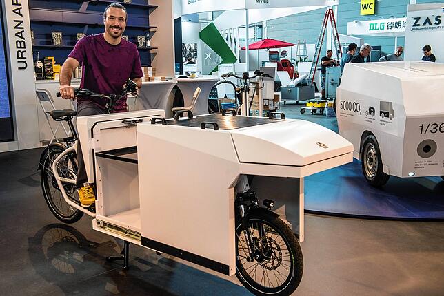 Ohne Elektromotor macht ein Cargo-Bike wenig Sinn, sagt die Firma Urban Arrow. Mit der entsprechenden Unterstützung spielt das Gewicht ...