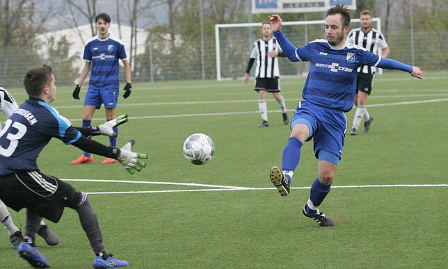 Bild 13: SV Albbruck verliert gegen den FC Grießen mit 0:2 &ndash; wir haben die Bilder!