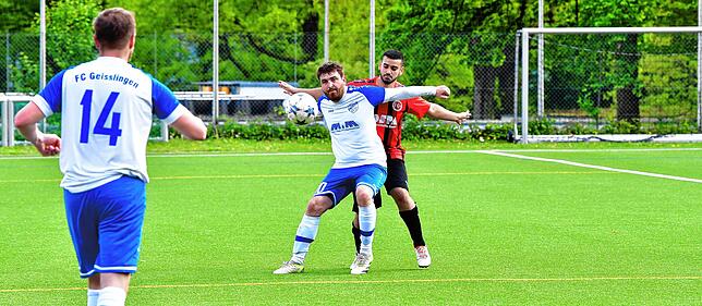 Bild 3: FC 08 Bad Säckingen setzt sich mit 5:1 gegen den FC Geißlingen durch – und wir haben Fotos!