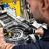 ZF wird in Deutschland Kurzarbeit bis Ende Juni ermöglicheb. An welchen Standorten, ist noch unklar.