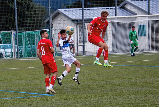 Bild 22: Die besten Bilder vom Bezirksliga-Spitzenspiel FV Tennenbronn gegen SV Aasen