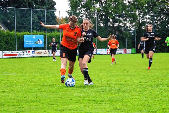 Bild 18: SC Niederhof/Binzgen setzt sich mit 5:2 gegen den FC Hauingen durch – und wir haben Fotos!