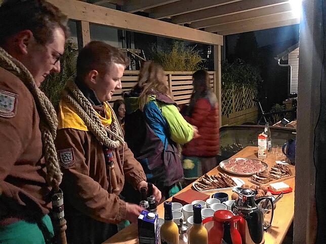 Bild 13: Frühmorgens startet der Schmotzige in Immenstaad und Kippenhausen