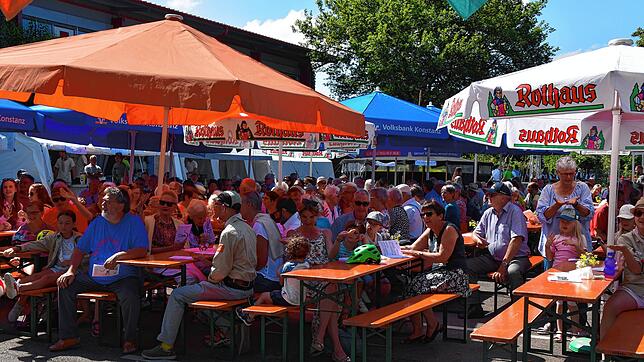 Alle Veranstaltungen des Festwochenendes waren sehr gut besucht. Bei strahlendem Sonnenschein konnte der Festgottesdienst unter freiem ...