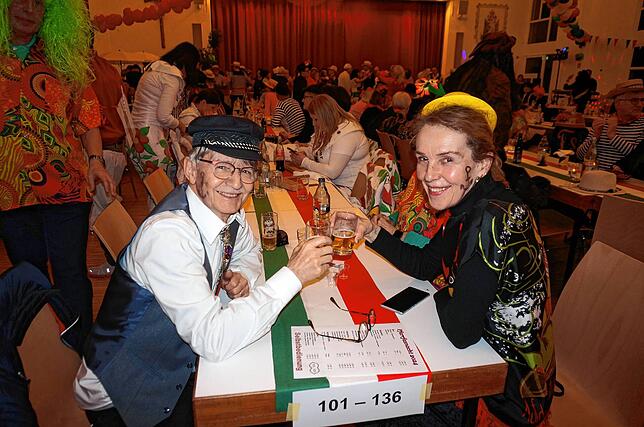 Bild 28: Mit italienischem Flair: Alle Bilder von der Pfarrfasnacht in Tiengen