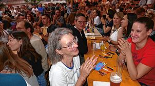 Bild : Tolle Stimmung: Das Bergfest-Opening war ein Tag der Premieren – Hier sind die besten Bilder
