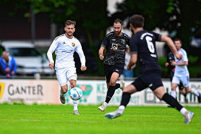 Bild 34: Meister FC Wolfenweiler-Schallstadt besiegt Vizemeister SV 08 Laufenburg mit 4:2 – wir haben Fotos!