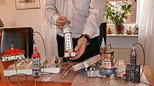 Diese fünf Konstanzer Wahrzeichen hat Markus Keller bereits als Christbaumschmuck herausgebracht (von links): Konzilgebäude, Schnetztor, ...