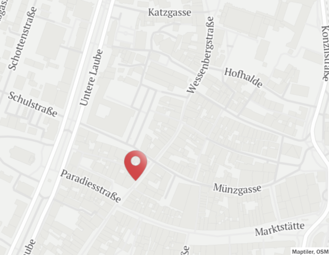 Hier geschah es: Auf der Wessenbergstraße, zwischen Obermarkt und Münzgasse, wurden die drei jungen Männer attackiert.