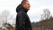 Trainer Michael Krause und der FC Überlingen glänzten beim 3:2 gegen die ebenfalls starken und siegeswilligen Gäste aus ...