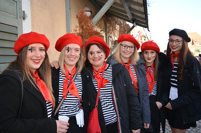Keck und witzig waren die Damen: (von links) Jenny Kuhfeld, Sabine Lanz, Vanessa Brutsch, Alina Schell, Antonietta Mancino und Carolin ...