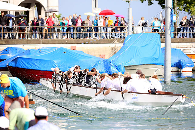 Bild 13: Das Drachenbootrennen in Bildern