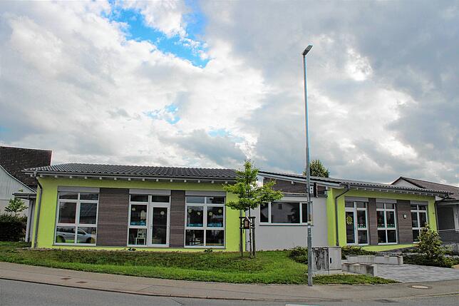 Der Kindergarten Orsingen liegt zentral im Ort am Raitnauer Platz.