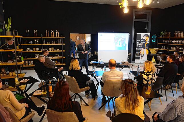 Das Stadtforum hat zu einem Infoabend zu Ladendiebstahl ins „Loft Coffee & More“ eingeladen.