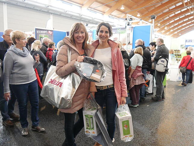 Petra und Kerstin Marschall kommen aus Bavendorf und haben den Freitag auf der IBO 2018 verbracht. Neben einer neuen Pfanne wurde auch ...