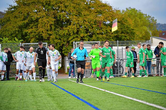 Bild 2: SV Herten besiegt den SV Waldhaus mit 4:1 – und wir haben Bilder!