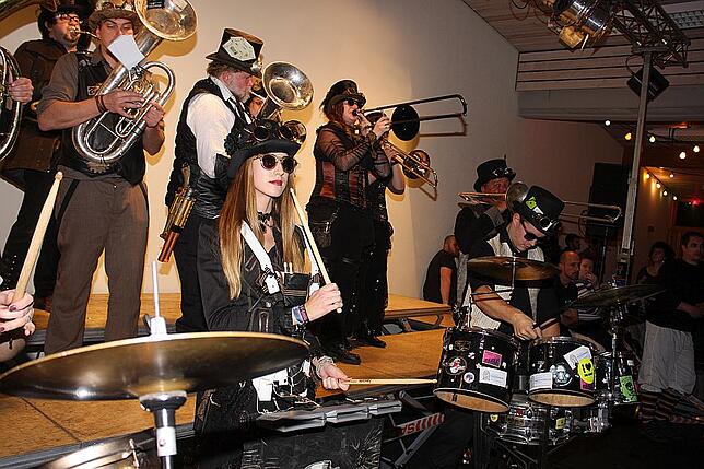 Bild 23: 14. WARM UP PARTY der Guggenmusik "Die Taktlosen" in  Sunthausen