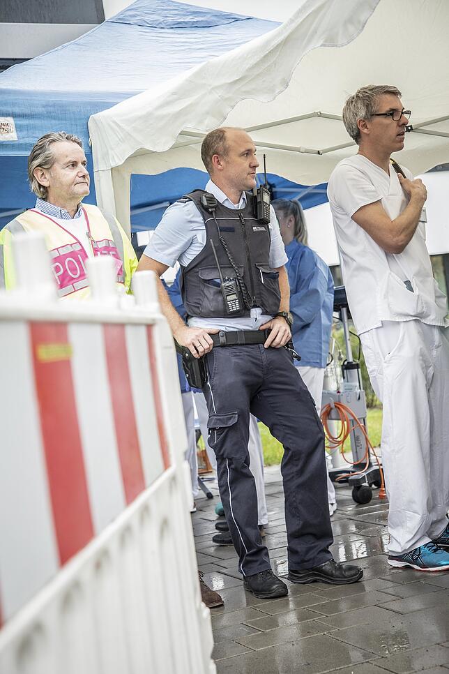 Bild 6: Anti-Terror-Übung: Wie sich das Klinikum Konstanz auf einen Anschlag mit Schwerverletzten vorbereitet